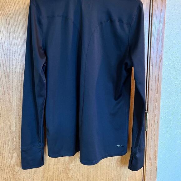 Nike women’s XL “JUST DO IT” logo, Dri-FIT black 1/4 zip long sleeve - Picture 12 of 12